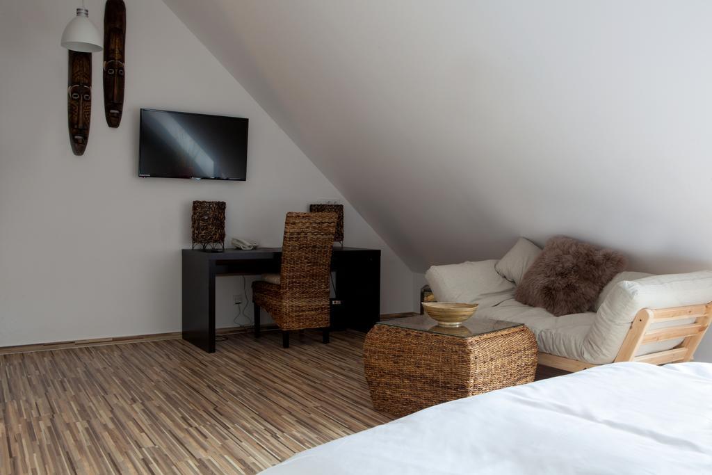 Hotel Koruna Chlumec nad Cidlinou Eksteriør bilde
